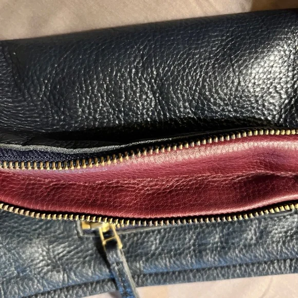 Navy Blue Roots Purse - Picture 8 of 12